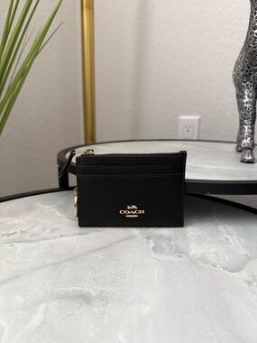Coach Black Leather Card Case with Gold Zip and Keyring